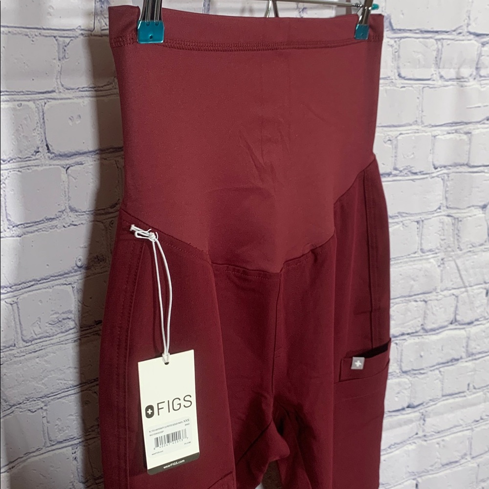 Figs Womens Yola Maternity 3.0 Petite Scrub Pant Burgundy Size XXS NWT Medical - Picture 2 of 7